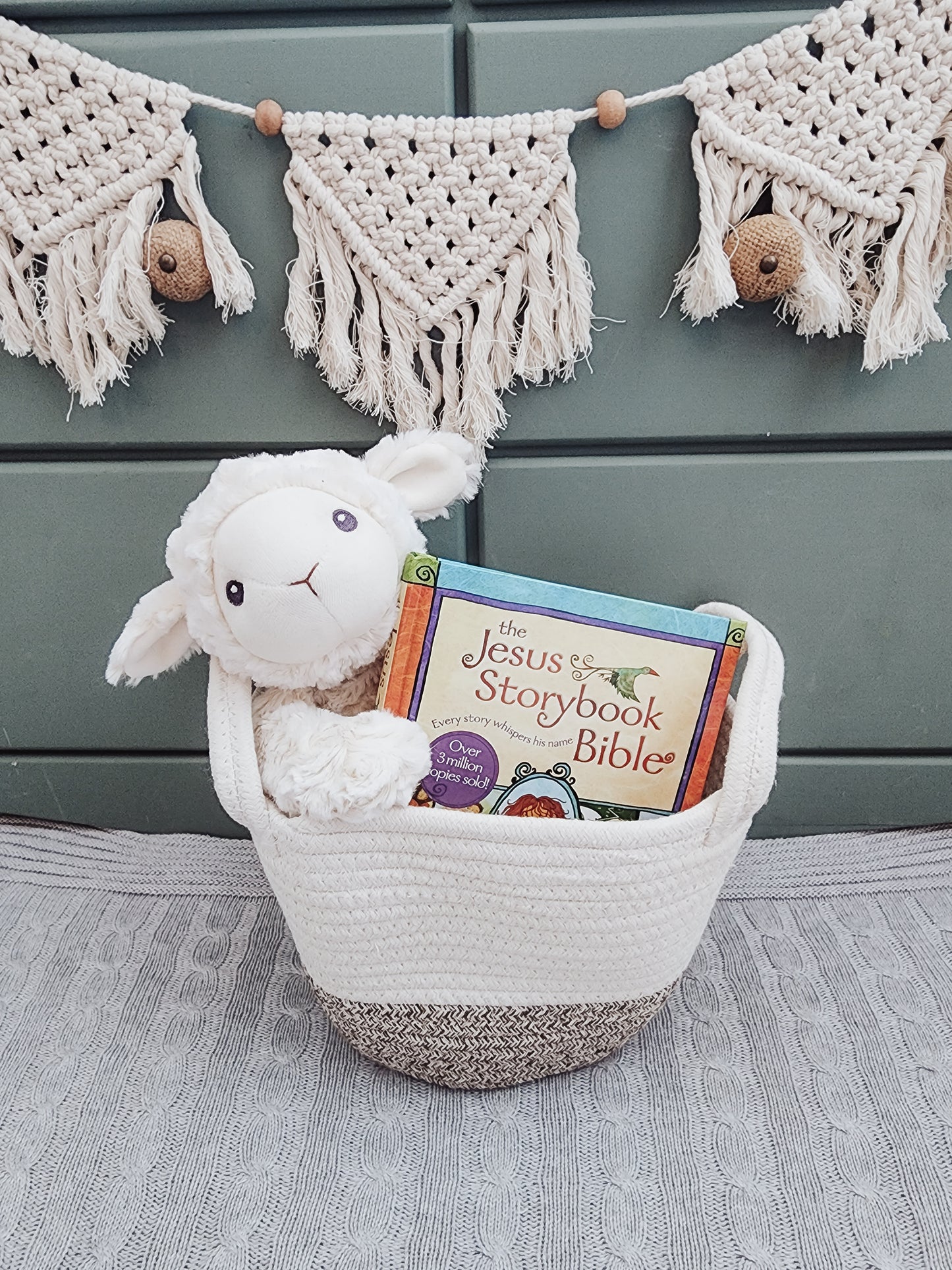 Medium Gift Basket